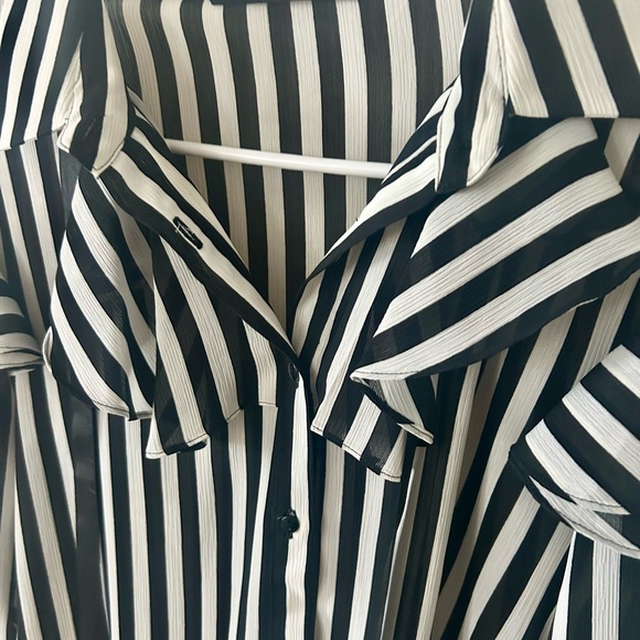 Zara Black and White Striped Ruffle Shirt - Picture 3 of 5